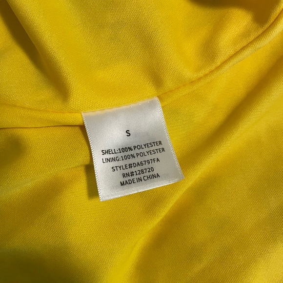 Yellow Floral High-Low Summer Flowy Wrap Dress - Picture 5 of 6